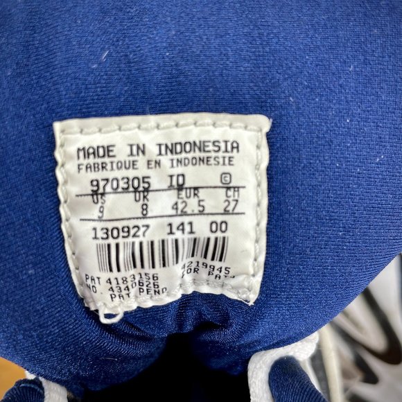 Nike Basketball Shoes, signed by Damon Stoudamire in 1997, Shoe 130927 141 - Picture 5 of 6